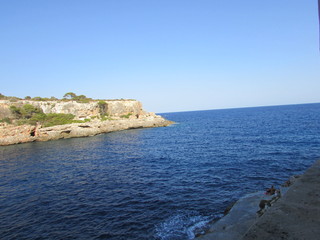 Fototapeta na wymiar Playa de Mallorca con bonitas vistas