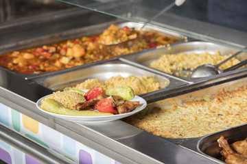 full lunch service station