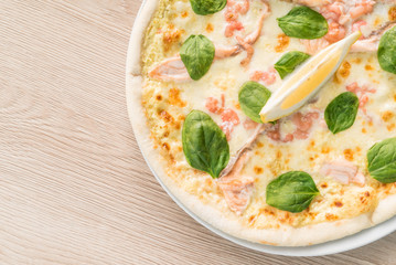 seafood pizza