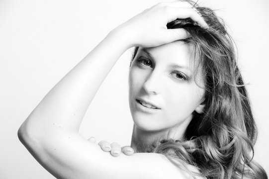 frau face sw haare locken