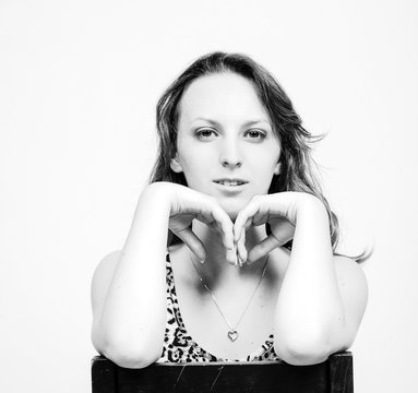 frau sitzend gesicht sw