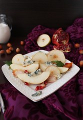 Salad with pear, blue cheese, appetizer