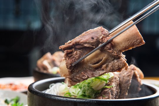 galbitang. Short Rib Soup.