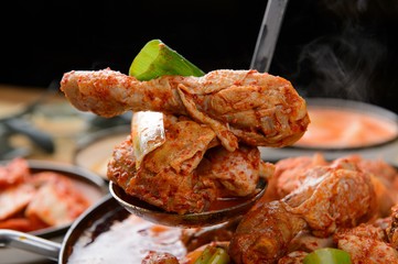  dakbokkeumtang. Braised Spicy Chicken.