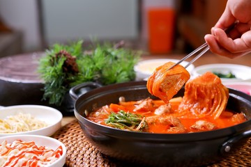 dakbokkeumtang. Braised Spicy Chicken with kimchi.