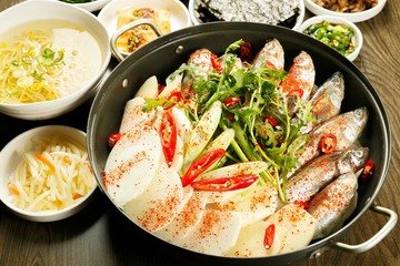 maeuntang. Spicy Fish Stew.