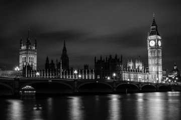 Houses of Parliament, Big Ben and Westminster, London - 138261722