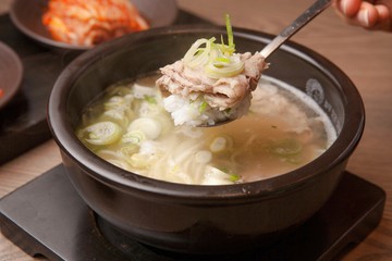 seolleongtang. Ox Bone Soup .	