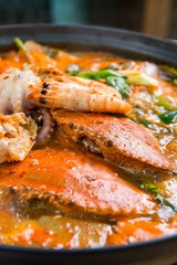 kkotge tang. Spicy Blue Crab Stew .