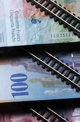 Hochgeschwindigkeitsverkehr Nächste station Swiss franc Schweizer Franken money Franco...