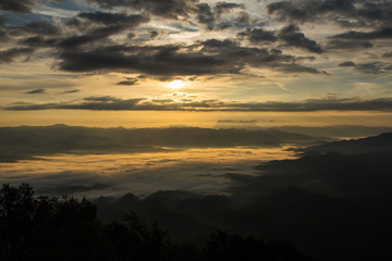 Fototapeta na wymiar Sea Of Mist With Doi Luang Chiang Dao, View Form Doi Dam in Wianghaeng Chiangmai Thailand