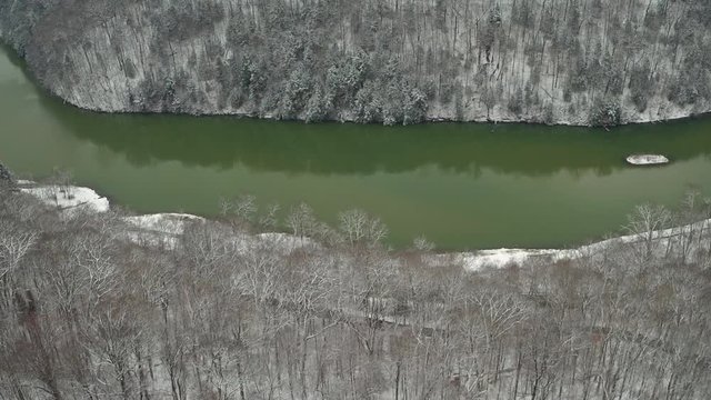 Aerial shot of Brady's Run Park in Western Pennsylvania looking at lake