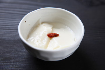 杏仁豆腐