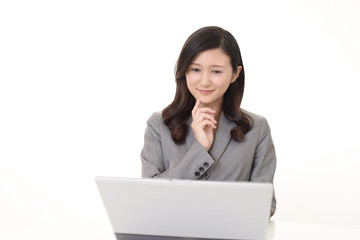 微笑むビジネスウーマン