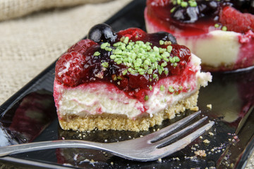 Mini-Käsekuchen mit Beeren