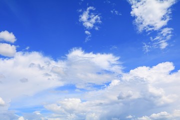 Obraz premium blue sky and cloud beautiful colorful in nature with copy space for add text
