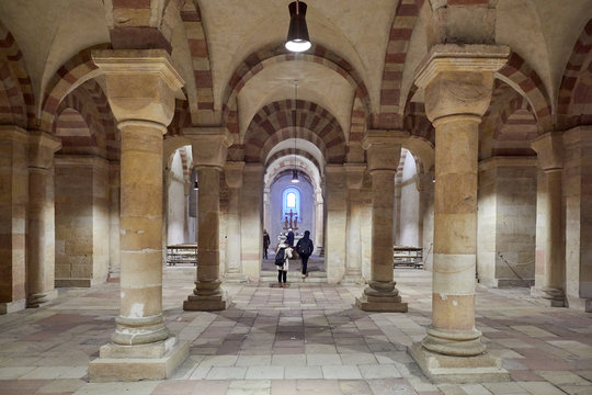 Krypta im Kaiserdom zu Speyer