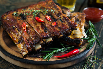 Roasted pork ribs