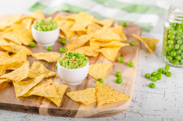Tortilla chips peas dip