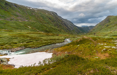 Fototapeta na wymiar The landscape of the Norwegian national park Jotunheimen, Norway.