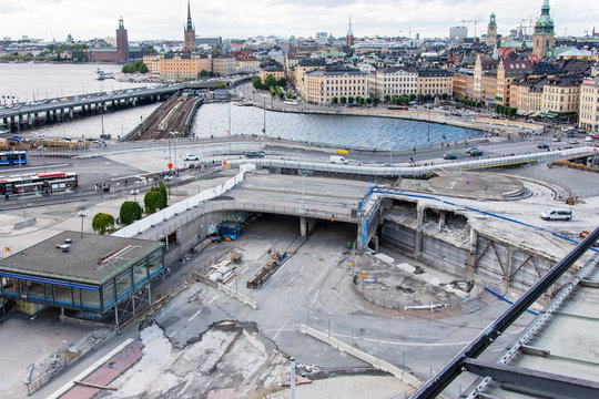 Nuvarande Slussens rivning och det omfattande bygget av Nya Slussens p&aring;g&aring;r 7/19