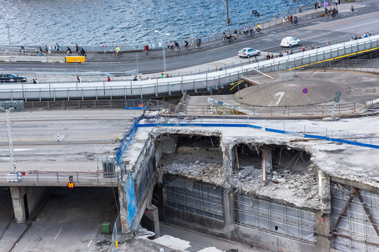 Nuvarande Slussens rivning och det omfattande bygget av Nya Slussens p&aring;g&aring;r 6/19