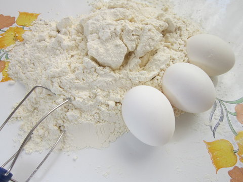 flour,egg preparation