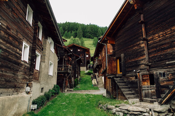 Fototapeta na wymiar Traditional Swiss village with old wooden houses in Alps