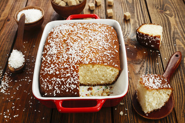 Semolina pie with coconut