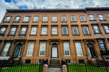 Fototapeta premium Rowhouses at Franklin Square, in Baltimore, Maryland.