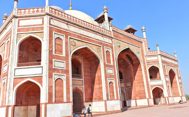  Mughal Emperor Humayun tomb in New Delhi, India was commissioned by his wife Bega Begum in 1569-70, designed by Persian architect Mirak Mirza. Many Mughal rulers lie buried here.