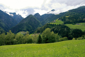 Fototapeta na wymiar Beautiful mountain landscape in the dolomites