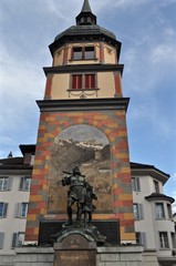 Telldenkmal in Altdorf i, Kanton Uri, Schweiz -  Bronzefiguren als Denkmal mit Wilhelm Tell und...