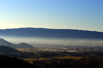 霧の山並み/福岡県朝倉市