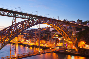 Fototapeta na wymiar Dom Luis bridge. Porto, Portugal