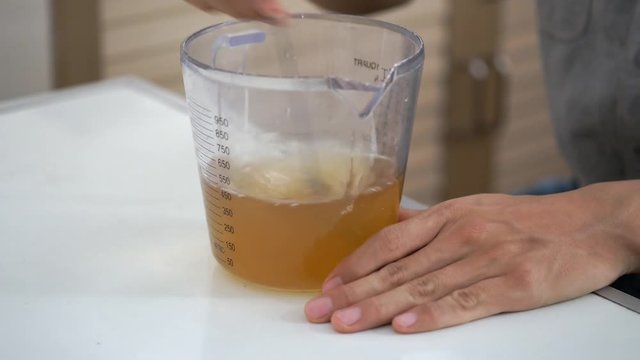 measure honey for dessert