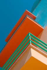 Technicolor-Haus in Albufeira
