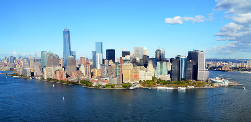 Fototapeta na wymiar New York, USA, September 28, 2013: New York Aerial view of Manhattan Skyline