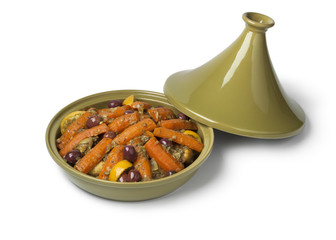  Modern Moroccan tagine with chicken and carrots