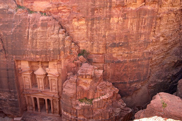 Ancient nabataean temple Al Khazneh (Treasury) located at Rose city - Petra, Jordan.