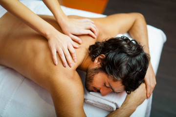 Man having a massage © Minerva Studio