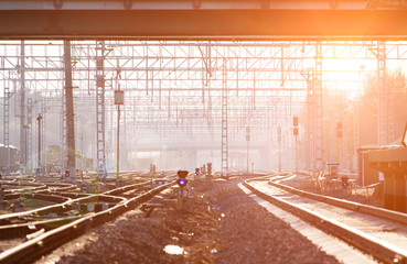 Railway trucks with metal structures