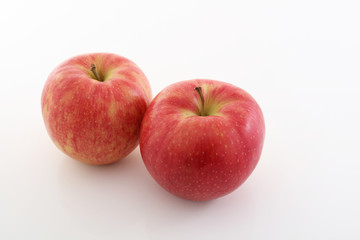 Fototapeta na wymiar 新鮮なリンゴ