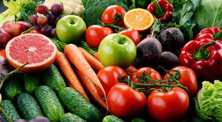 Assorted raw organic vegetables