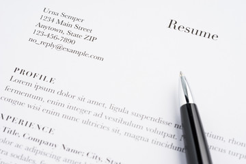 Resume with pen