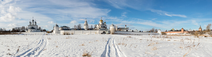 Fototapeta na wymiar Winter landscape with Monastery Suzdal Russia. Golden Ring of Russia Travel