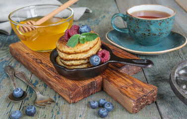 Pancakes with berries