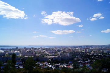 Obraz premium View of Saratov and Volga from an observation deck from Victory park