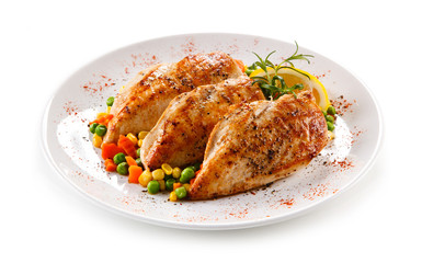 Grilled chicken fillet and vegetables 