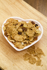 Whole-Grain Breakfast Cereal with Dry Fruits 
